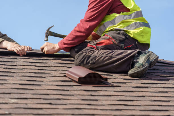 Best Flat Roof Repair Services  in Cowan, TN